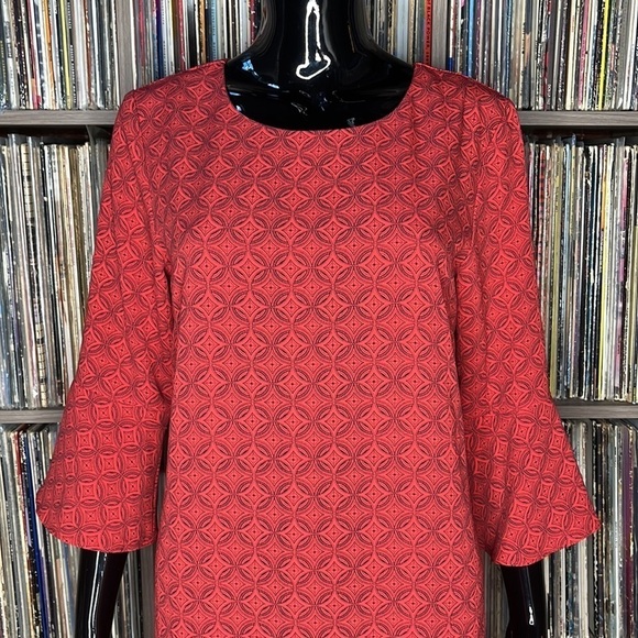 NWT Banana Republic Printed Dress in Red and Black Mandala Print Size Small - Picture 4 of 6